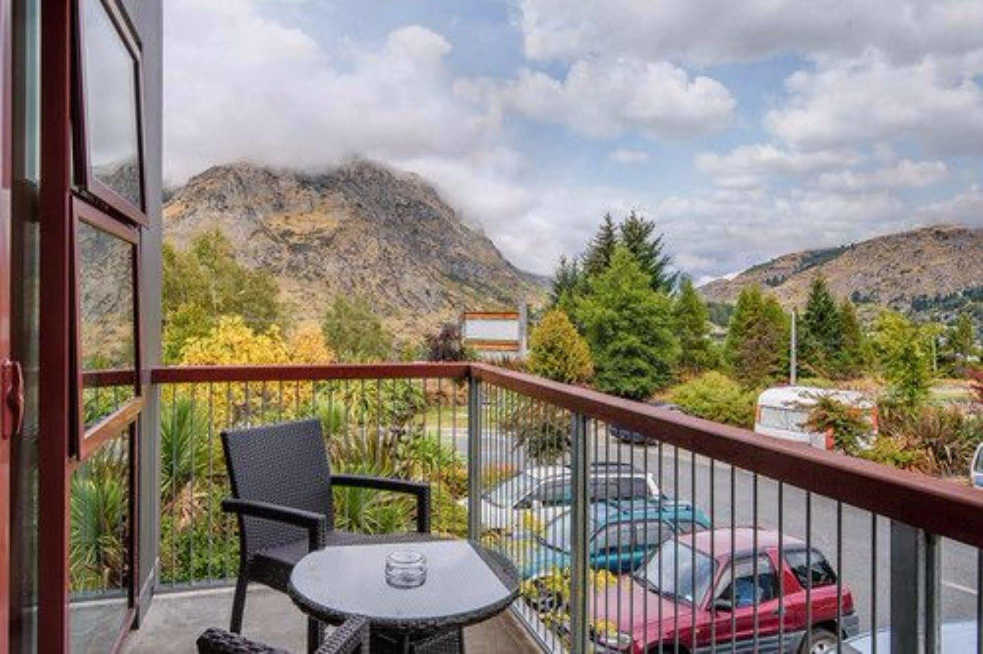 Shotover Lodge Wanaka Exterior photo